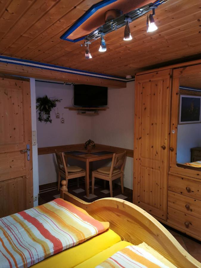 Gaestezimmer Reitinger Siegenburg Esterno foto